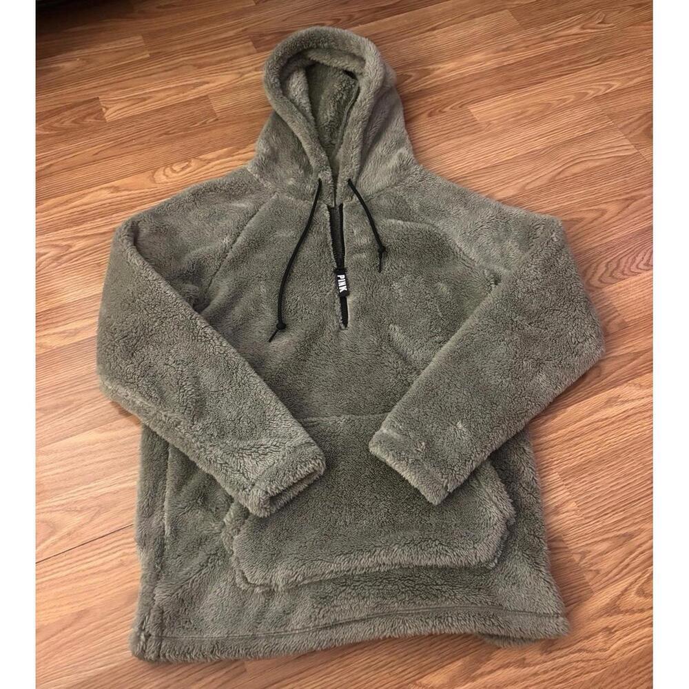 Victoria’s Secret Half Zip Sherpa Pullover Size XS